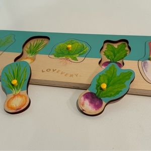 LOVEVERY Community Garden Vegetable Puzzle